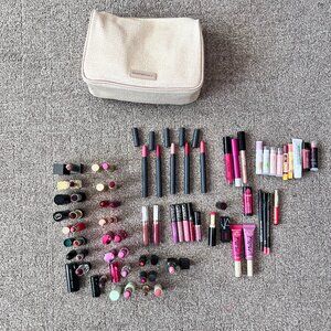 LOTS OF LIPSTICKS various shades new and used
